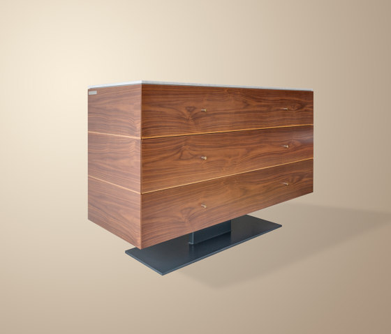 Connery Chest Of Drawers | Aparadores | Ivar London