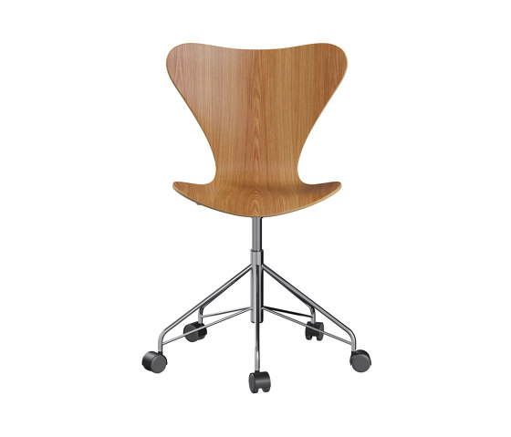 Series 7™ | Chair | 3117 | Elm | Chrome wheel base | Sedie | Fritz Hansen