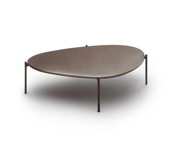 Ishino Side Table | Tavolini bassi | Walter K.