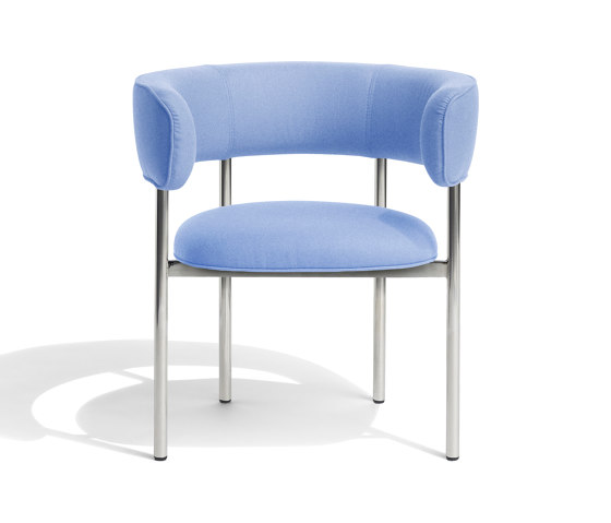 Font regular dining armchair | lavender blue | Chaises | møbel copenhagen