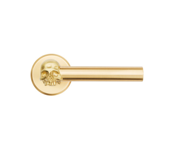 Memento Mori door handle in satin polished brass | Maniglie porta | Vervloet