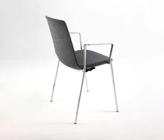 Stuhl Lottus High mit Armlehnen | Stühle | ENEA