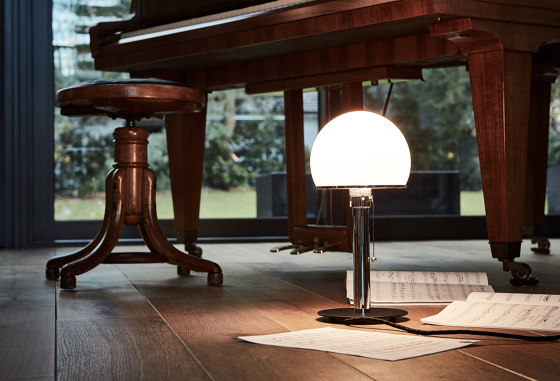 WA23SW Bauhaus Table lamp | Luminaires de table | Tecnolumen