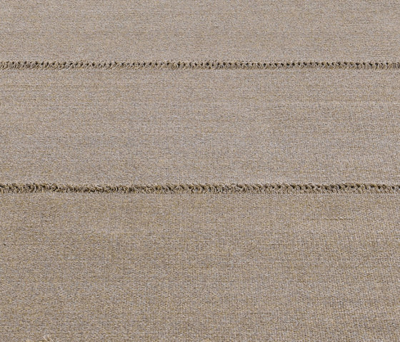 TRIPTYQUE 002 rug | Outdoor rugs | Roda