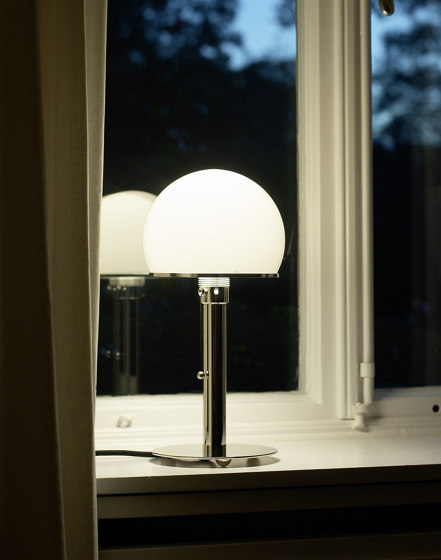 WA23SW Bauhaus Table lamp | Lámparas de sobremesa | Tecnolumen