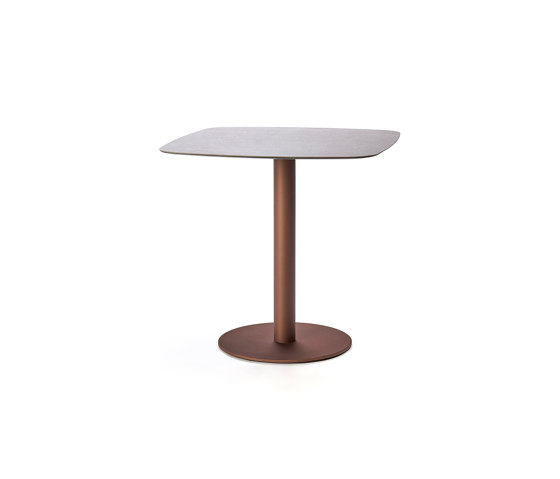 Flamingo Outdoor Pie de mesa con tapa elíptica | Mesas comedor | Expormim