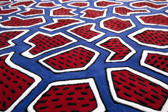 France wool rug with French flag motif, hand-tufted | Rugs | La Chance