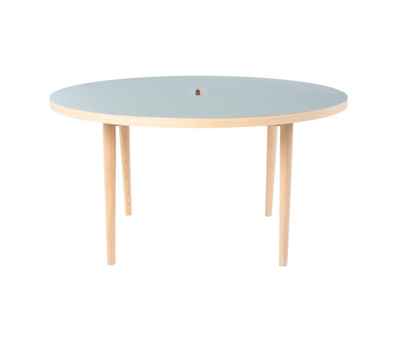 Forum Round Table | Contract tables | ICONS OF DENMARK