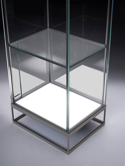 Prima | Display cabinets | Ronda design