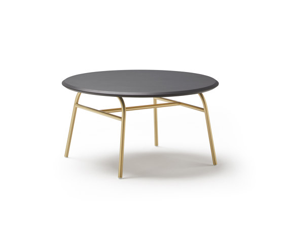 Aleta low table | Couchtische | viccarbe