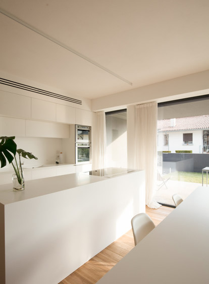 Satin | Bianco Assoluto | Ceramic panels | Lapitec