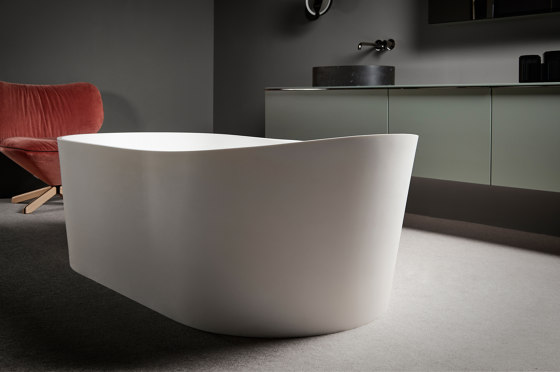 Giro Solidsurface Bathtub | Bathtubs | Inbani