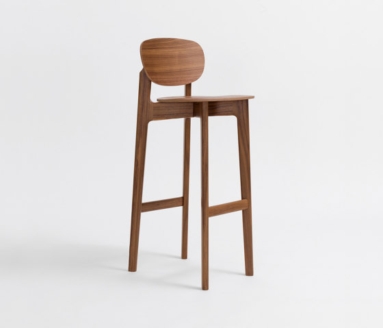 Zenso Bar Wooden Seat and Wooden Back | Tabourets de bar | Zeitraum