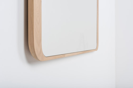 Ena mirror | 90x90 | Miroirs | Gazzda