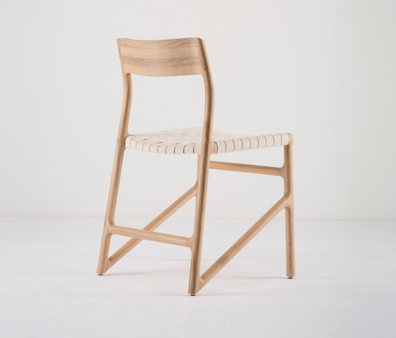 Fawn chair | Chairs | Gazzda