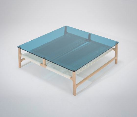 Fawn coffee table | 90x90x30 | Coffee tables | Gazzda