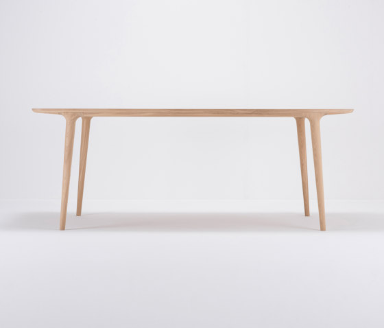 Fawn table | 200x90 | Mesas comedor | Gazzda