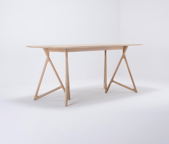 Koza table | 180x90 | oak | Esstische | Gazzda