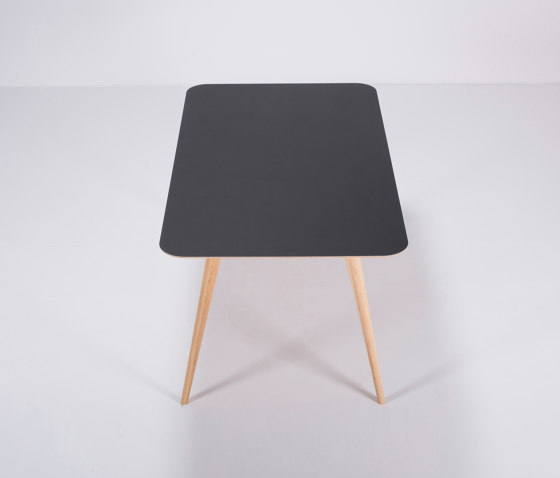 Stafa table | 160x90 | Linoleum | Mesas comedor | Gazzda