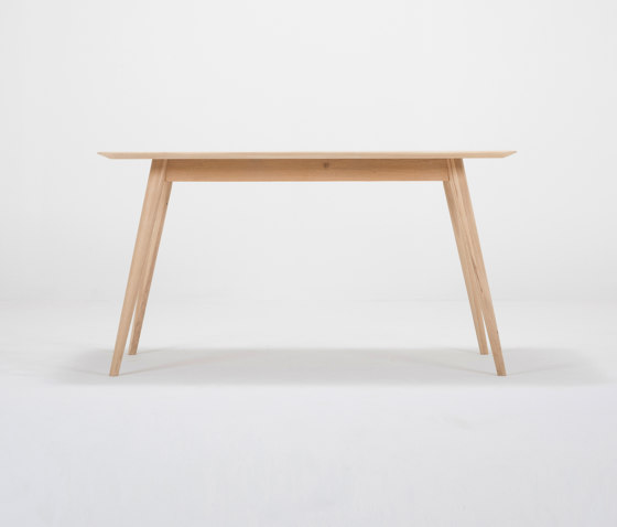 Stafa desk without shelf | 140x80 | Scrivanie | Gazzda