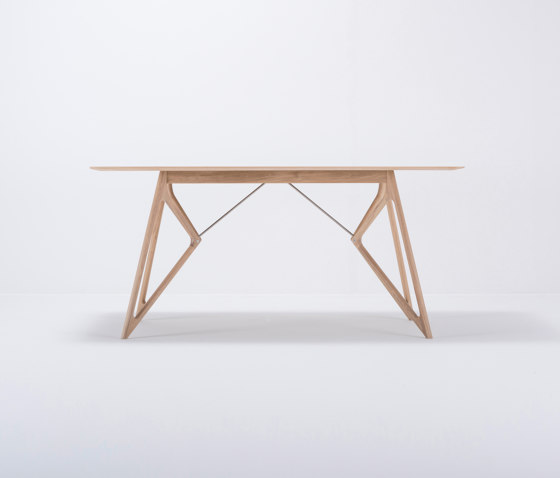 Tink table | 160x90 | oak | Dining tables | Gazzda