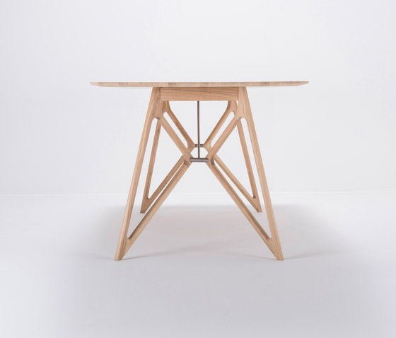Tink table | 220x90x75 | oak | Esstische | Gazzda