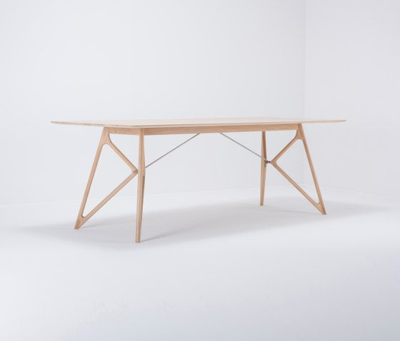 Tink table | 220x90x75 | oak | Esstische | Gazzda