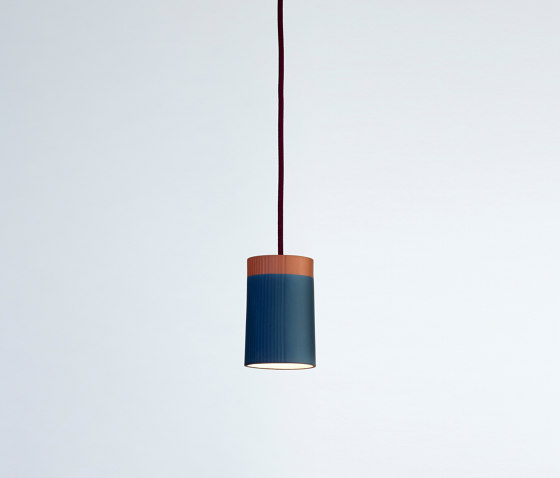 Rigatoni Blue (small) | Lámparas de suspensión | Hand & Eye Studio
