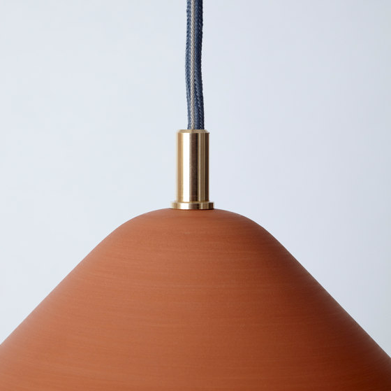 Terracotta Large (Bottom Glazed) | Lámparas de suspensión | Hand & Eye Studio