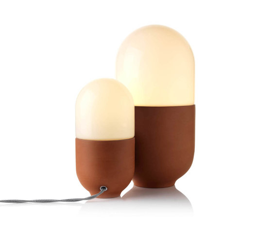 Duo Terracotta | Lámparas de sobremesa | Hand & Eye Studio