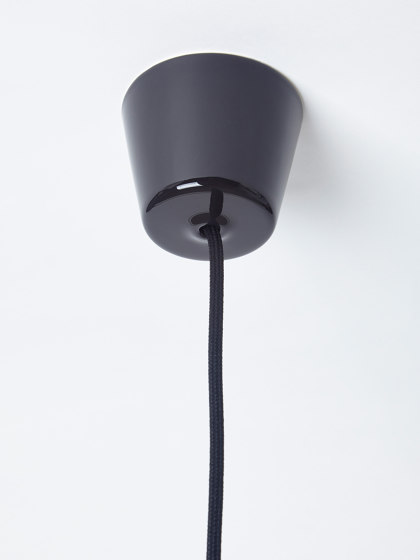Updown (Black) | Lámparas de suspensión | Hand & Eye Studio