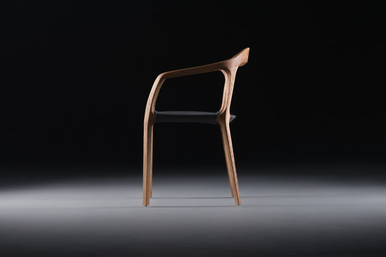Kanon Chair | Chairs | Artisan