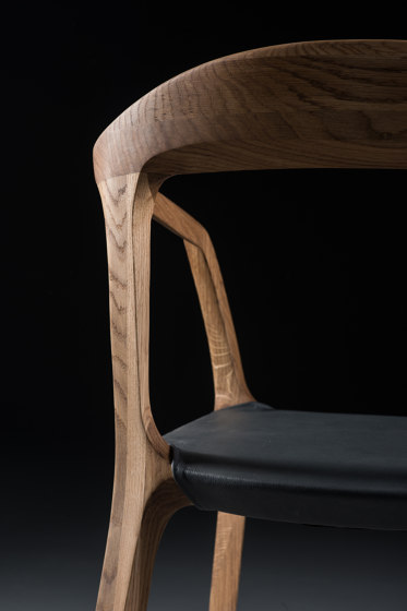 Kanon Chair | Chairs | Artisan