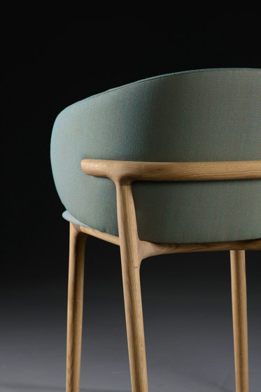 Mela chair | Chairs | Artisan