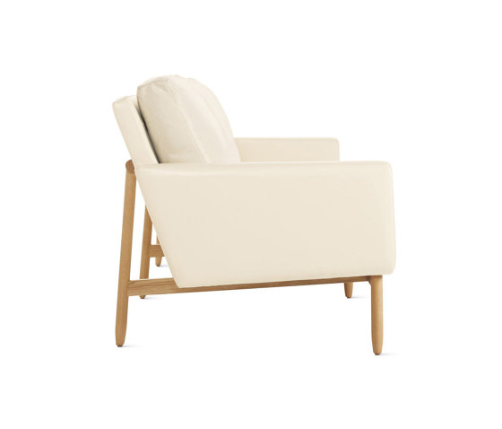 Raleigh Four-Seater Sofa | Divani | Design Within Reach