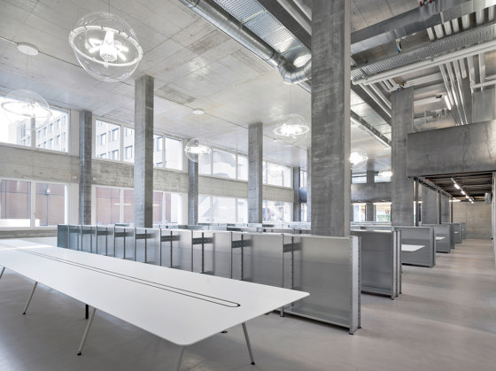 HI-MACS® | Schreibtischplatten für Architekturbüro Hemmi Fayet | Objekttische | Rosskopf + Partner