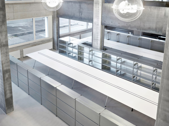 HI-MACS® | Schreibtischplatten für Architekturbüro Hemmi Fayet | Objekttische | Rosskopf + Partner