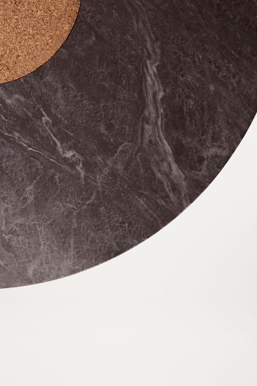 Sintra Top Black marble | Tavolini alti | Frama