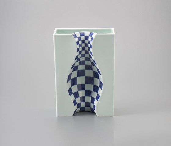 Illusion vase L Blue decor | Vasen | HANDS ON DESIGN