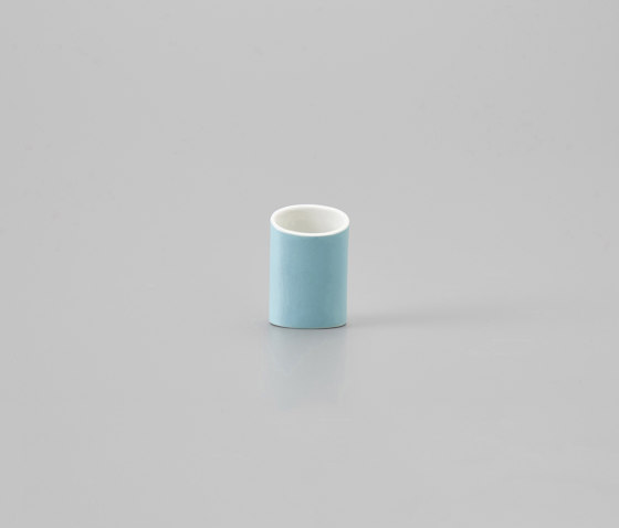 Naname Vase E - Light blue | Floreros | HANDS ON DESIGN