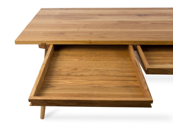 Nikklas Table with drawers | Dining tables | Anton Doll