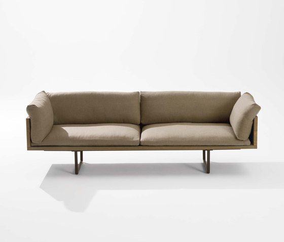 New Wood Plan Sofa | Canapés | Fast