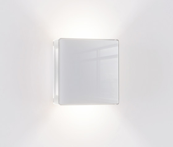 APP Wall | front white | Lámparas de pared | serien.lighting