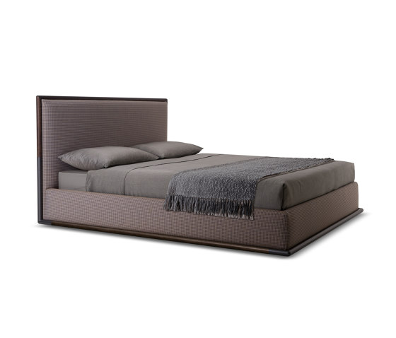 Stardust Bed | Beds | Busnelli