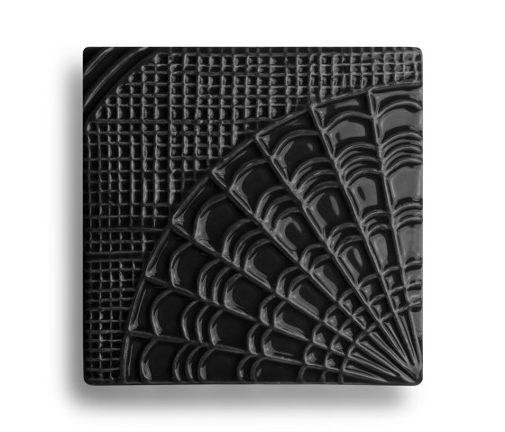 Gaudí Black | Ceramic tiles | Mambo Unlimited Ideas