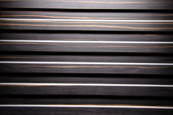 Trapez Fineline Maro Ebenholz | Holz Furniere | VD Holz in Form