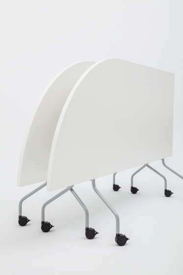 Folding Table | Tables collectivités | MDD