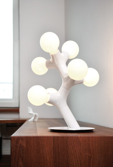 DNA table lamp | Luminaires de table | next
