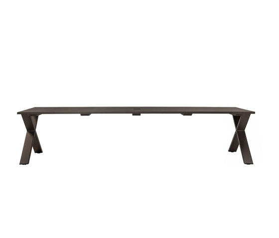 GET-TOGETHER TABLE 330 WITH UMBRELLA HOLE | Dining tables | JANUS et Cie