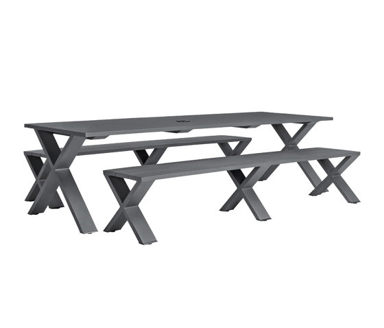GET-TOGETHER TABLE 275 WITH UMBRELLA HOLE | Dining tables | JANUS et Cie